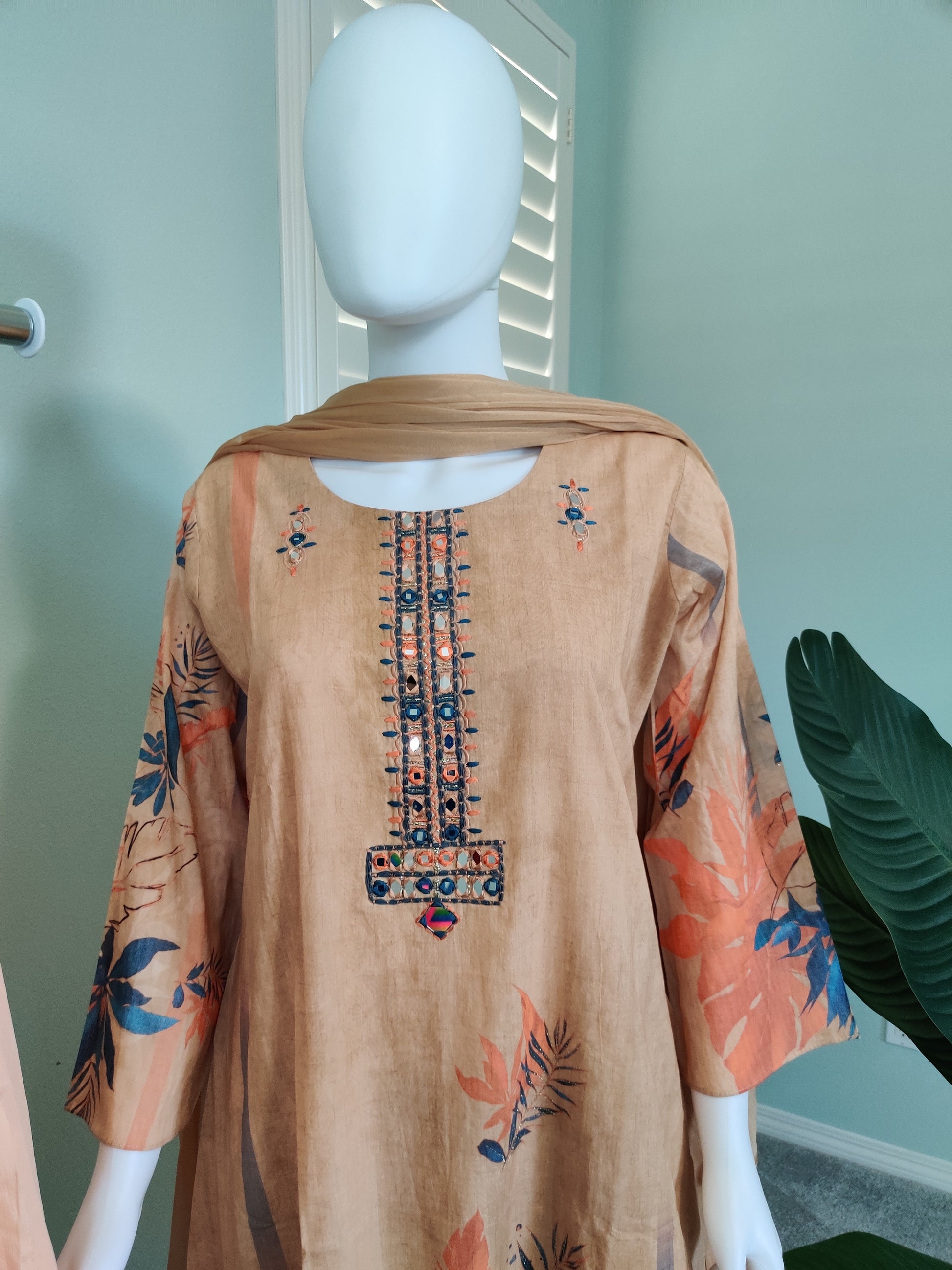 Botanical Breeze C-Cut Cotton Kurta Set