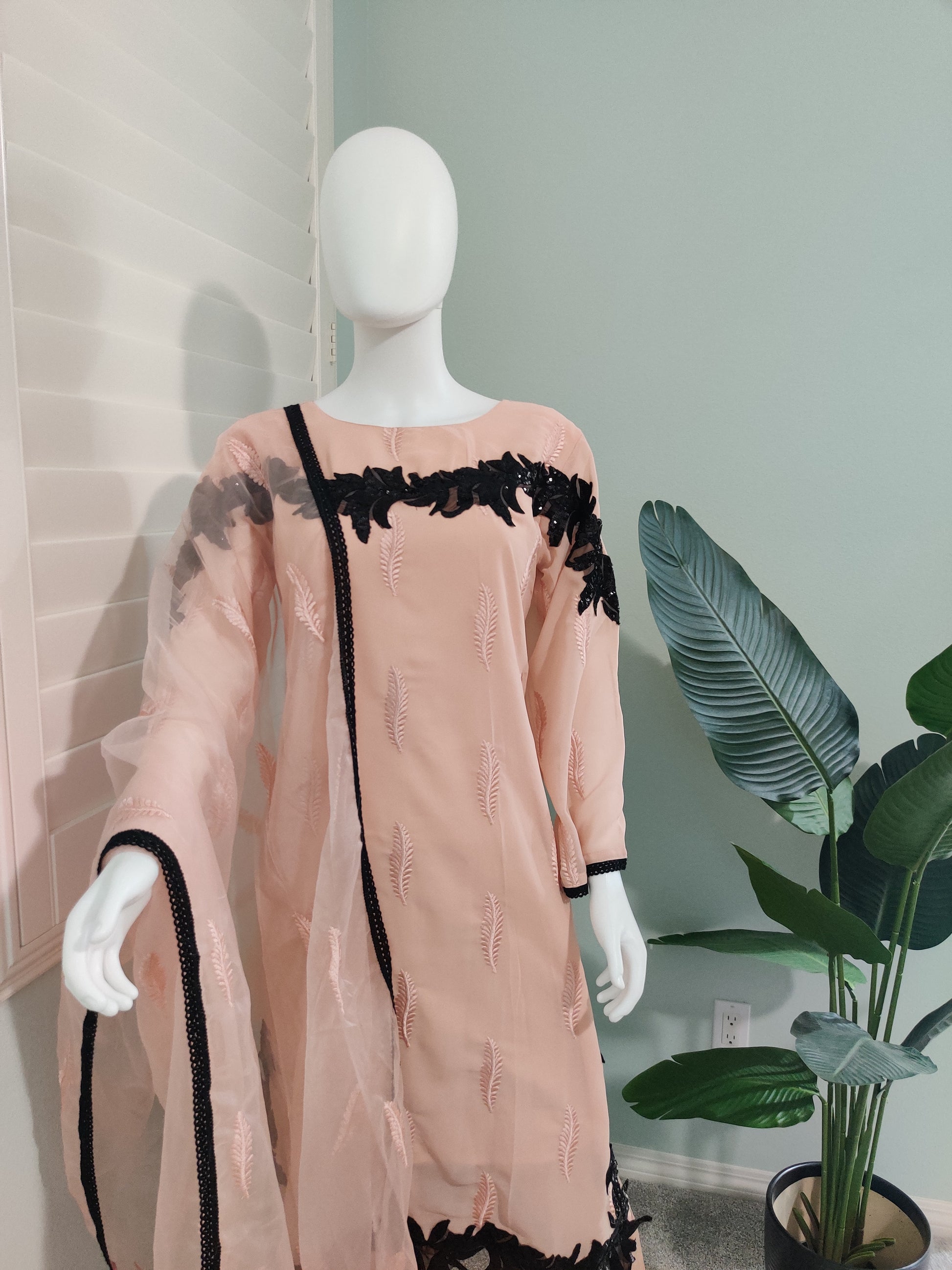 Pakistani Straight feather work Peach color kurta set