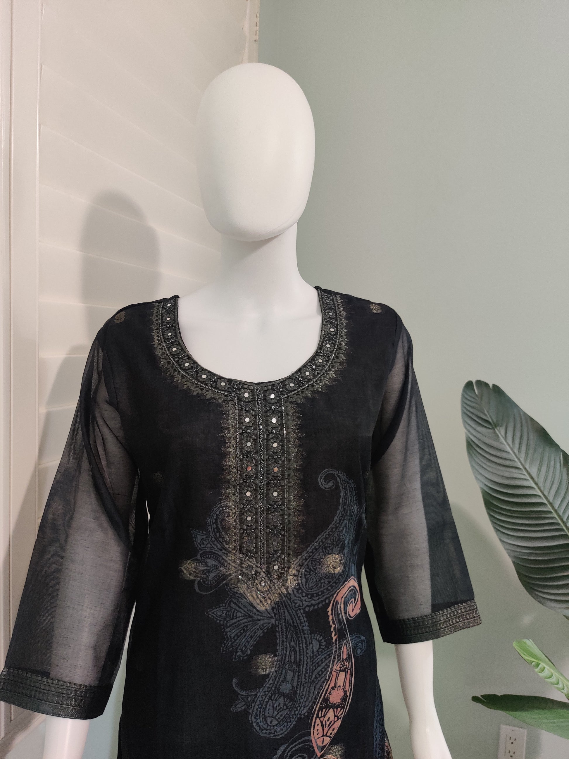 Black Dola Silk Kurta Set with Beige Dupatta