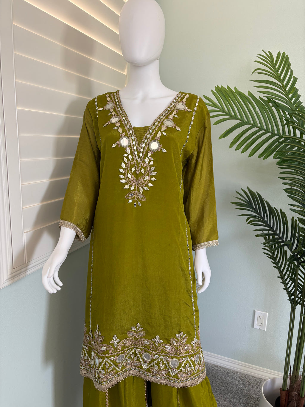 ✨ Regal Radiance — Heavy Chinon Mirror Work & Gotta Patti Plazzo Suit