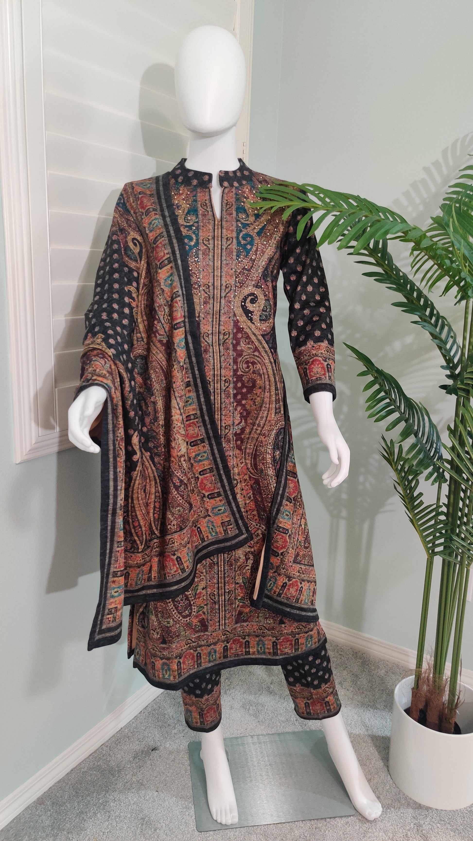 Whispers of Winter: A Karachi Wool Reverie