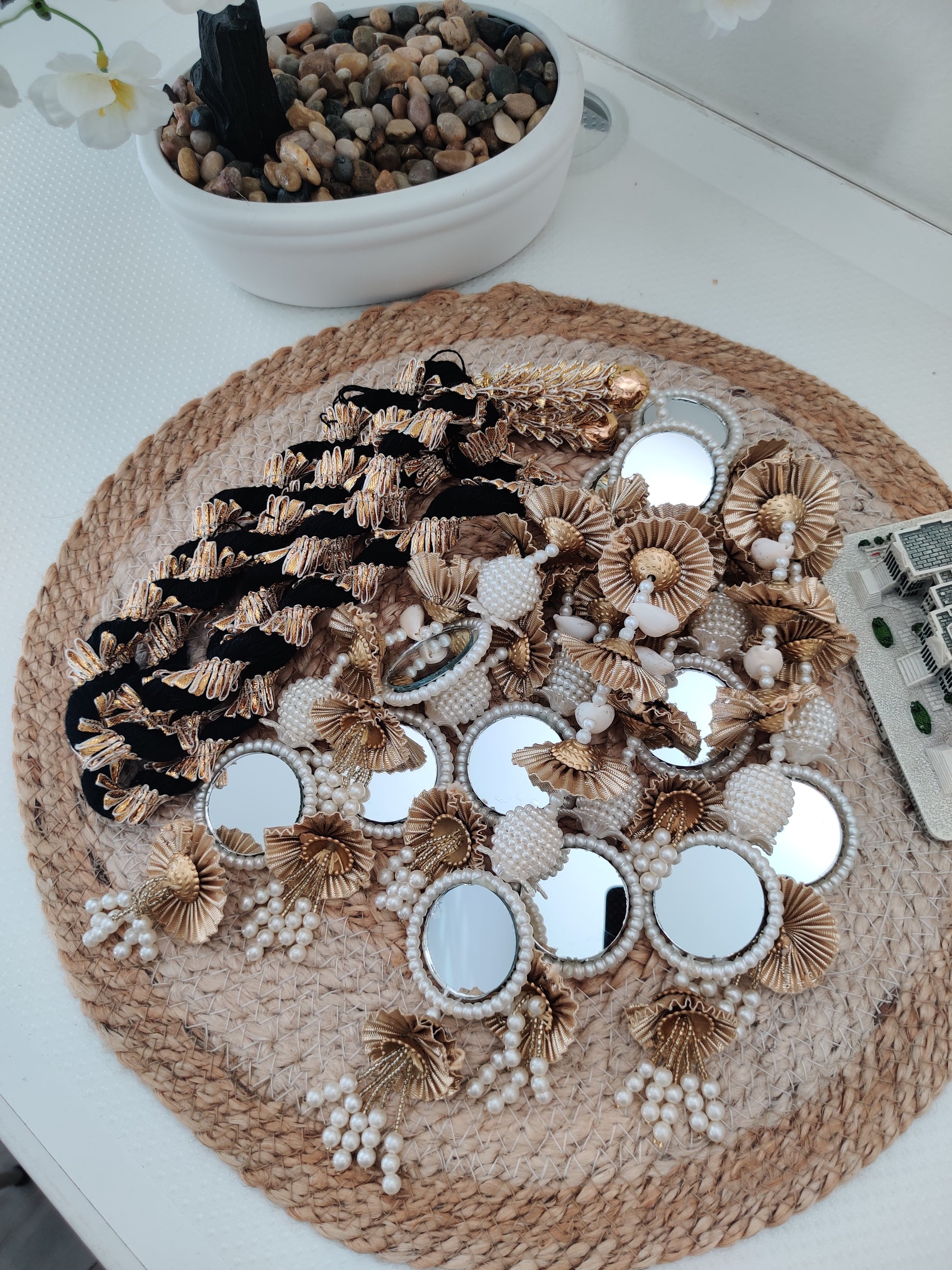 Mirror Work Parandas