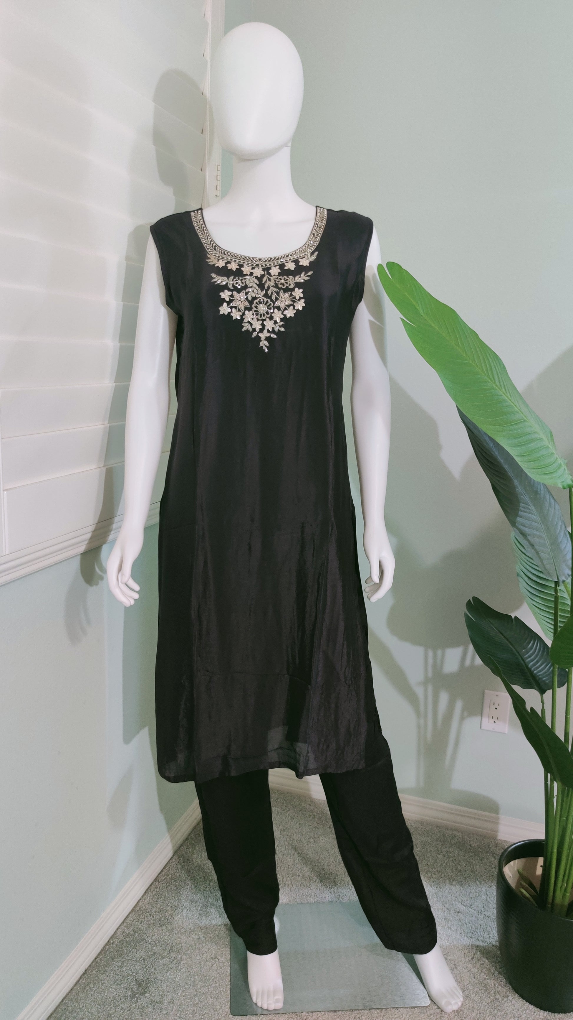 Deep Purple Indo Western Hand Embroidered Party wear Dress