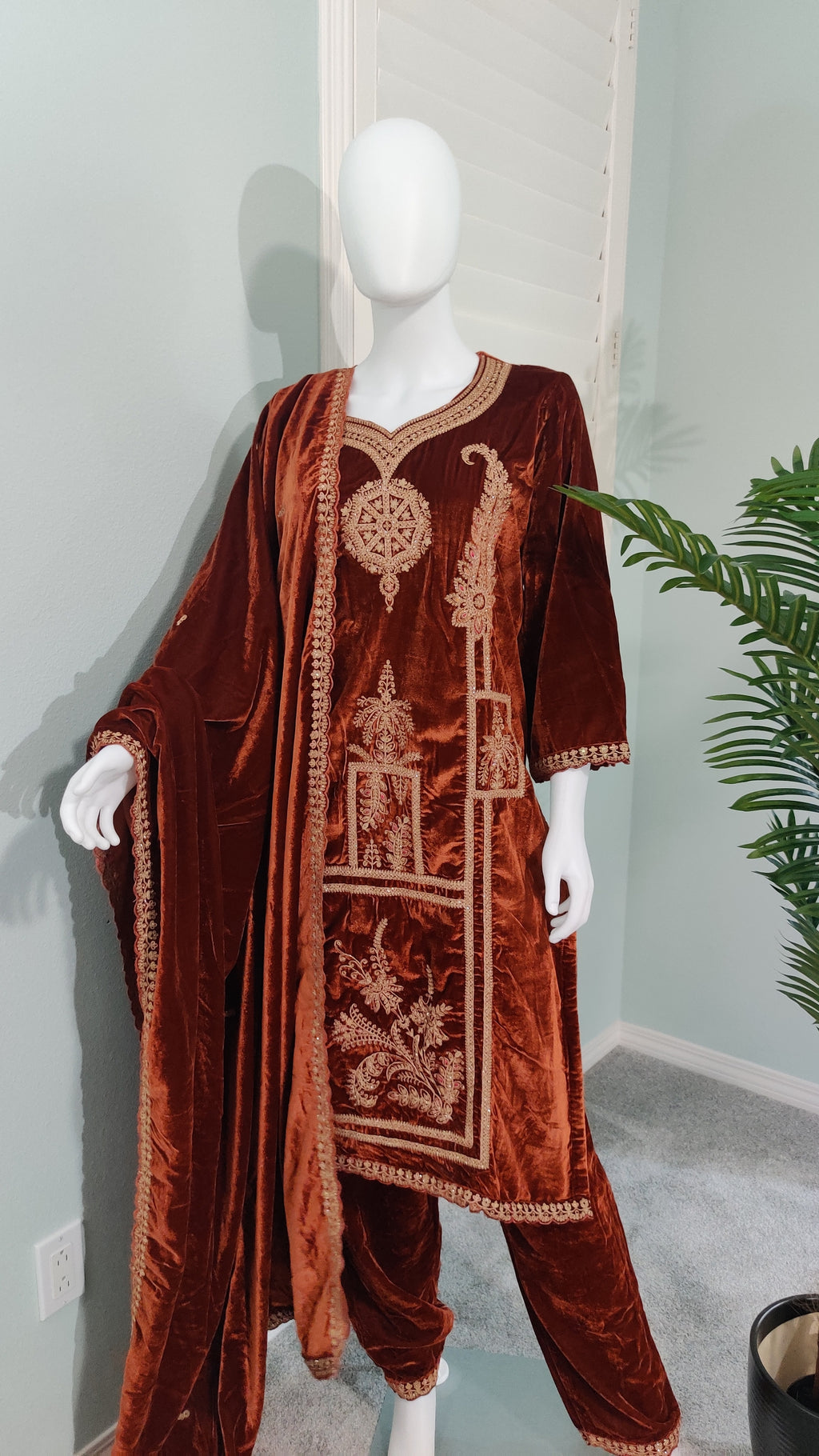 Fully Embroidered Brown Colour Velvet Suit With Embroidered Dupatta