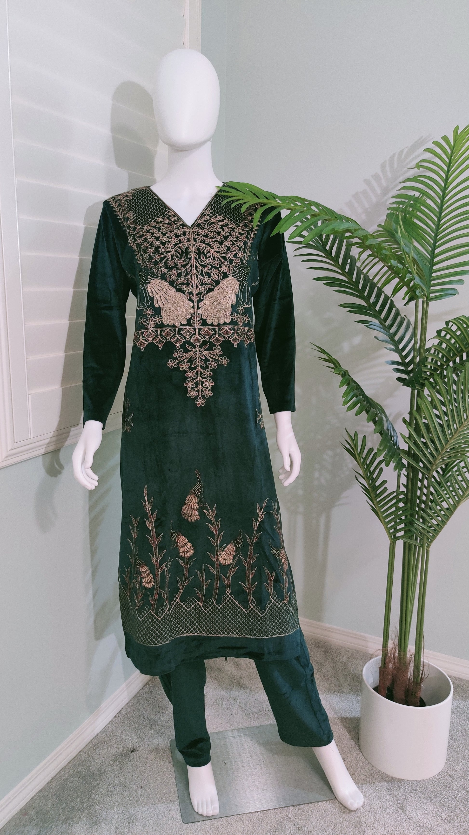 Bottle Green Velvet Embroidered Suit Set