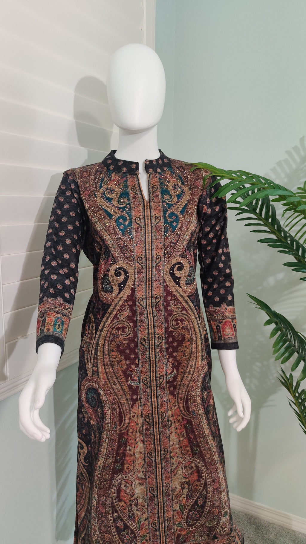 Whispers of Winter: A Karachi Wool Reverie