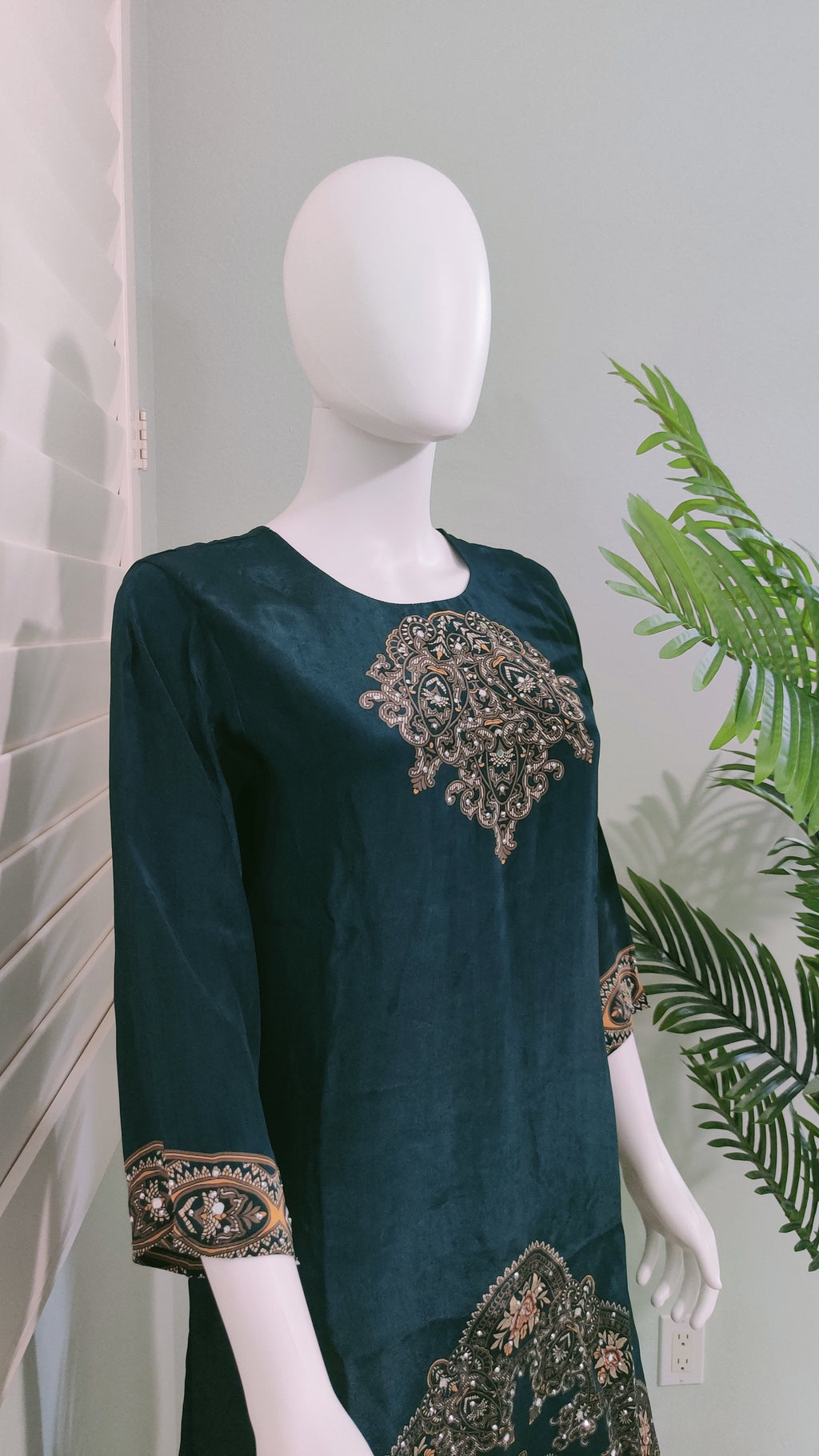 🌿 Regal Rust & Emerald Grace – Indo-Western Ensemble with Removable Jacket
