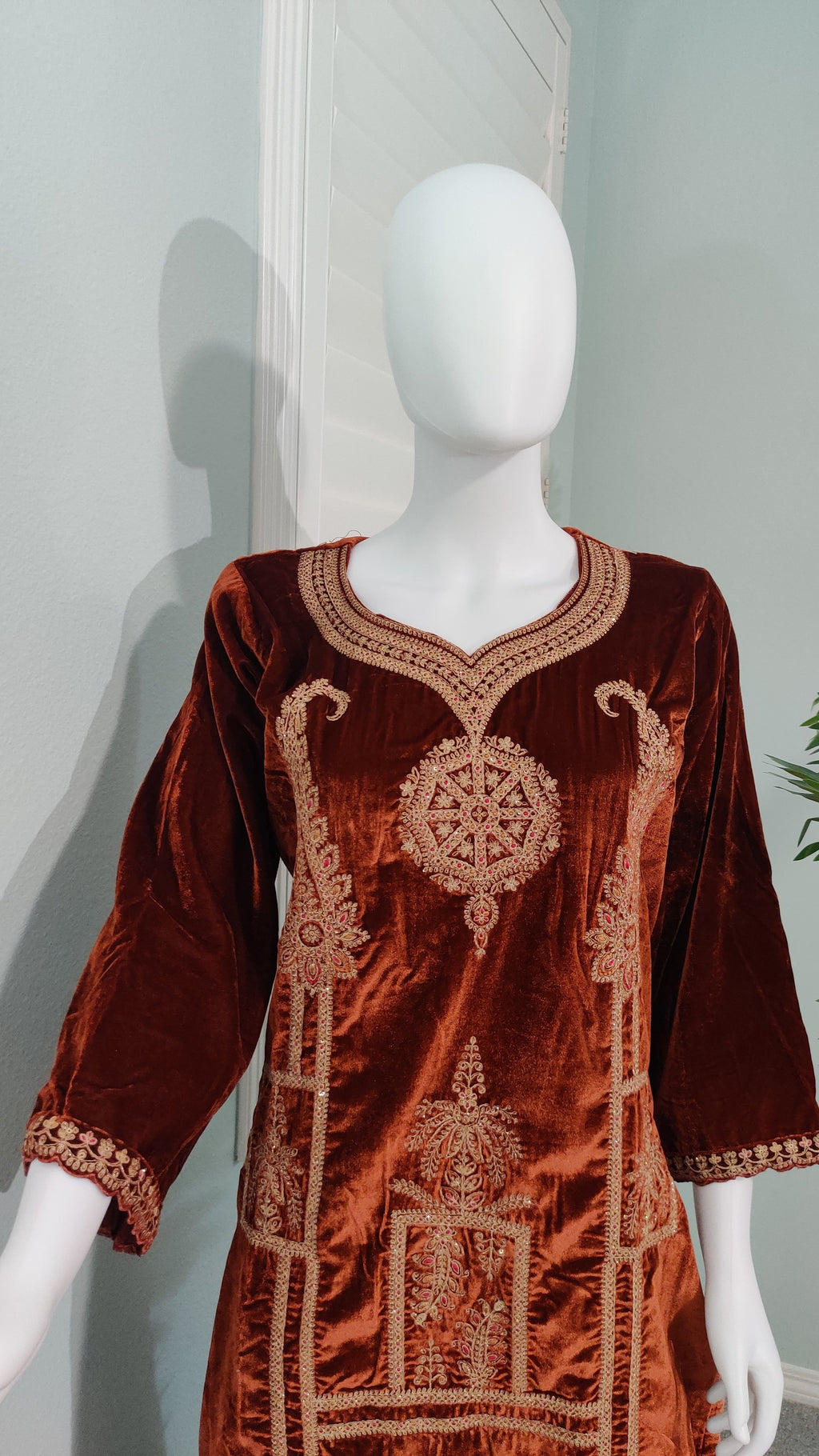 Fully Embroidered Brown Colour Velvet Suit With Embroidered Dupatta