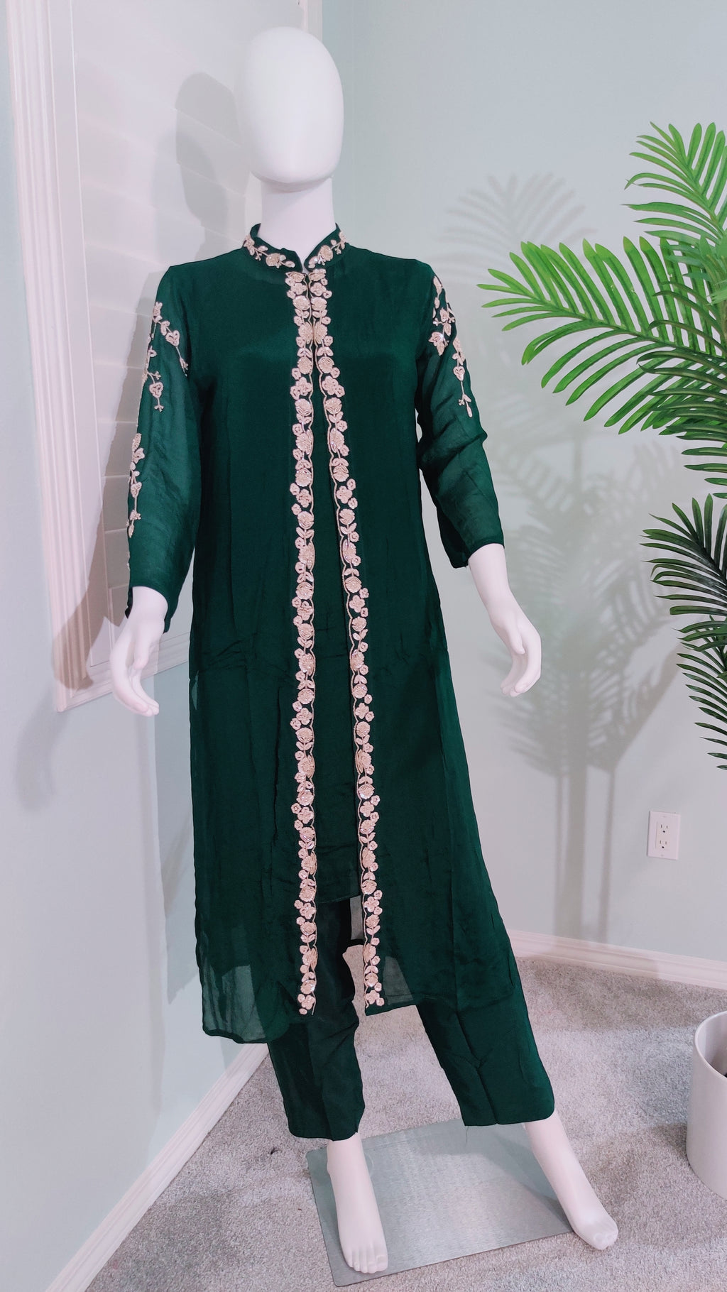 ✨ Bottle Green Elegance with Intricate Hand Embroidery