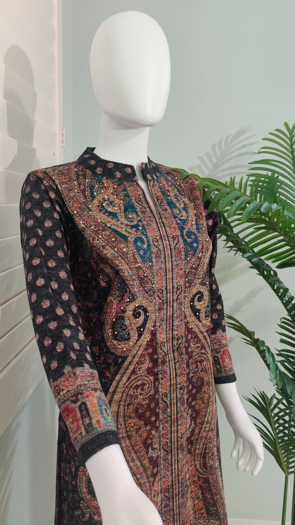 Whispers of Winter: A Karachi Wool Reverie